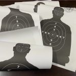 Silhouette humaine en papier pour entraînement de tir