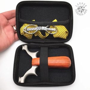 Étui en cuir pour fronde et accessoires