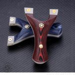 Accessoire de chasse : lance-pierre en titane
