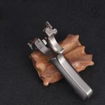 Accessoire de tir : lance-pierre en acier résistant